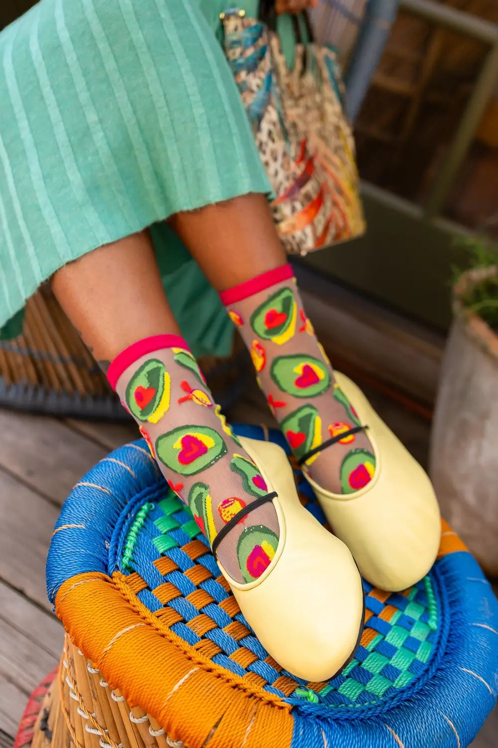 AVOCADO LOVER SHEER CREW SOCKS