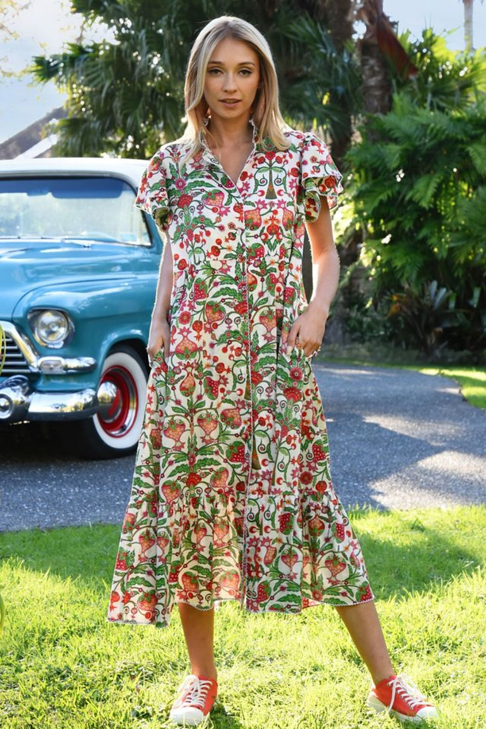 A LITTLE FLAIR MIDI DRESS