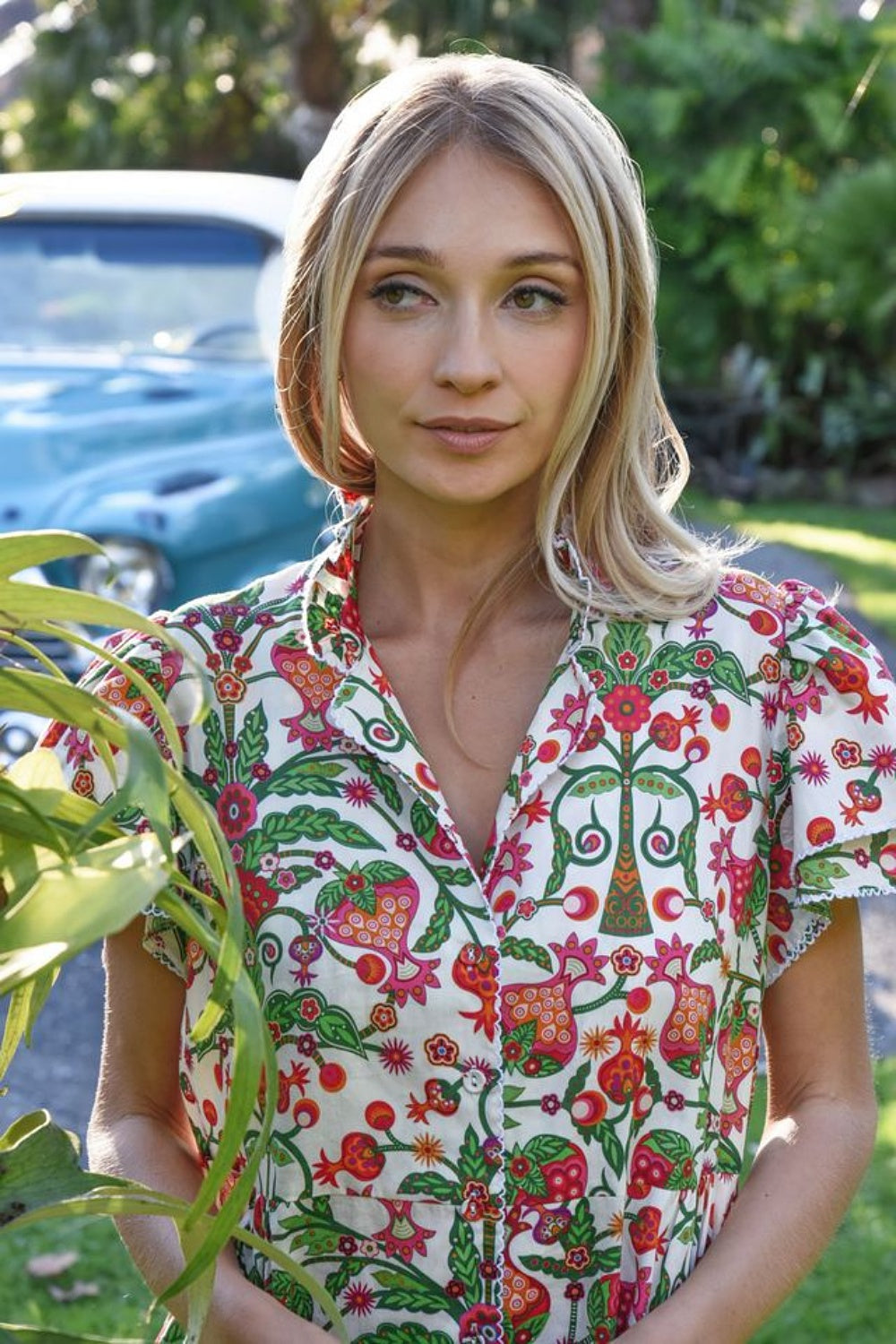 A LITTLE FLAIR MIDI DRESS
