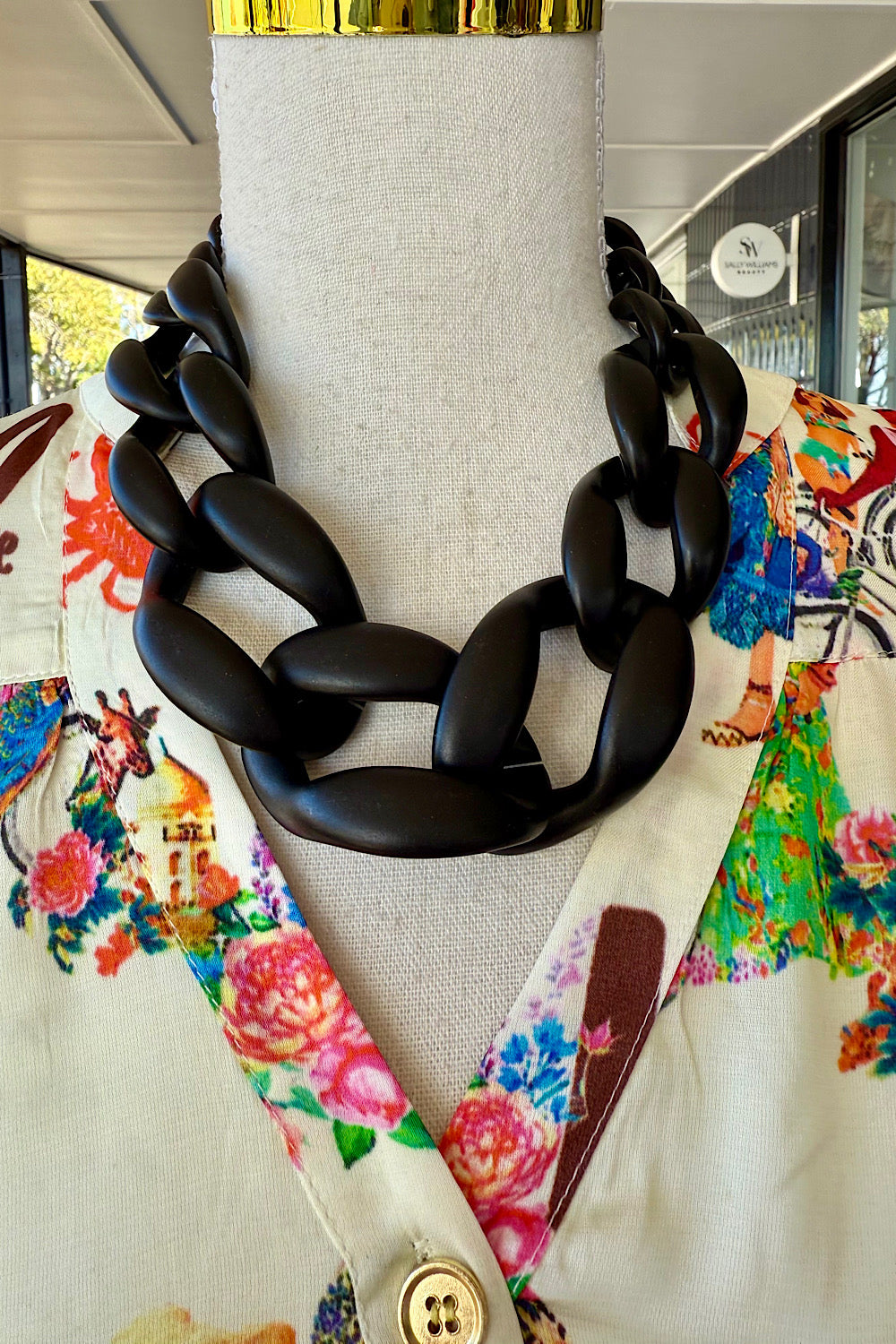YOU'VE CHAINGED NECKLACE BLACK
