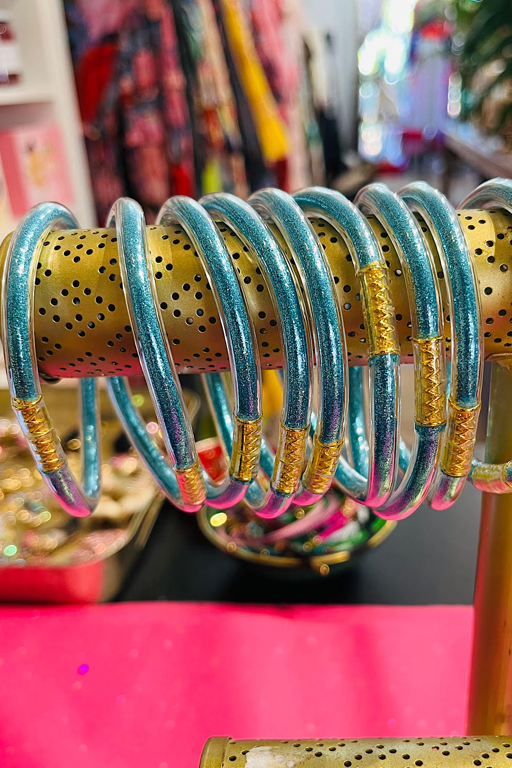 THE SHIMMER EFFECT BANGLE AQUA