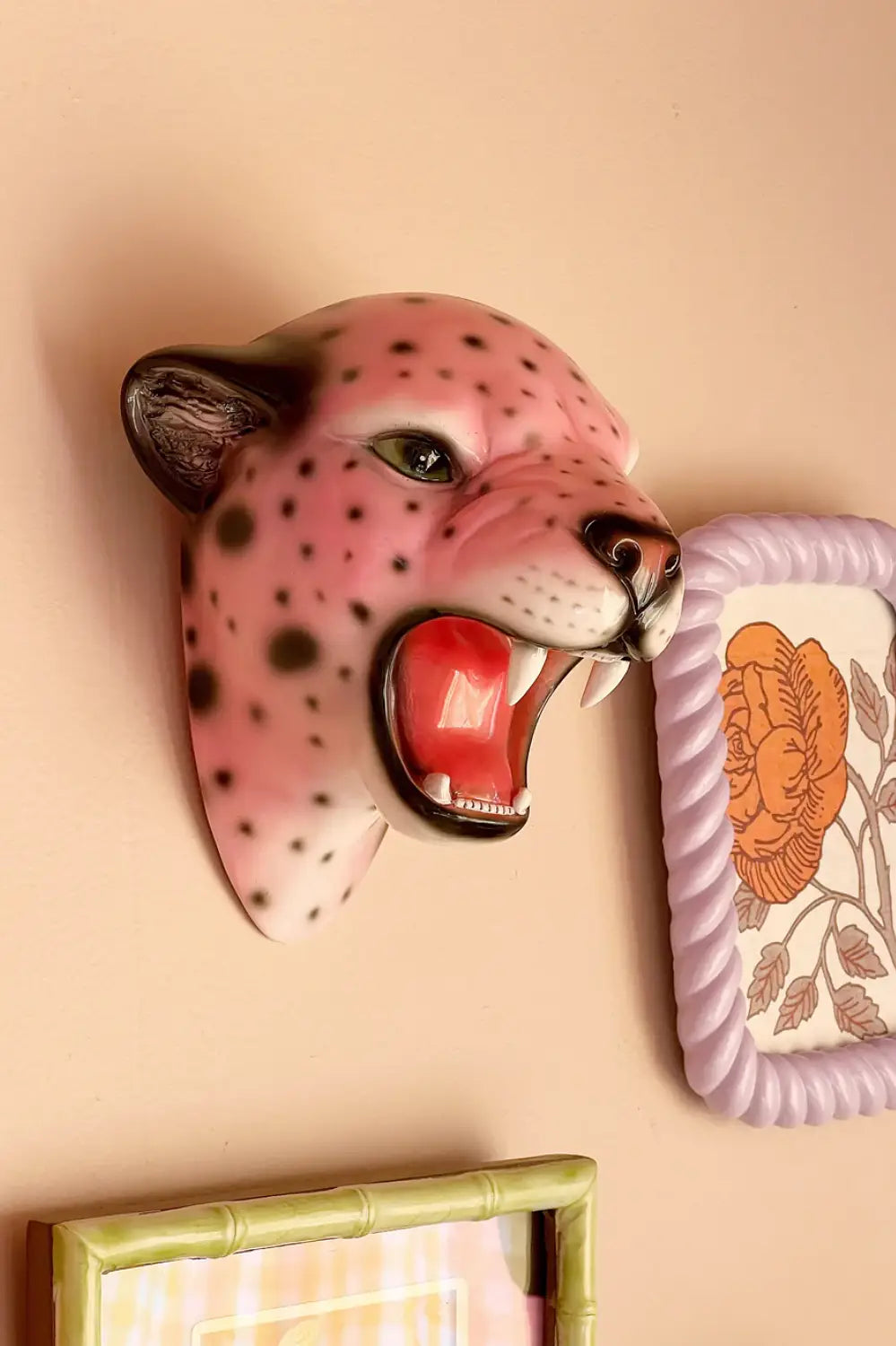 CANDY-ROSE THE PINK LEOPARD WALL MOUNTED HEAD (Copy)