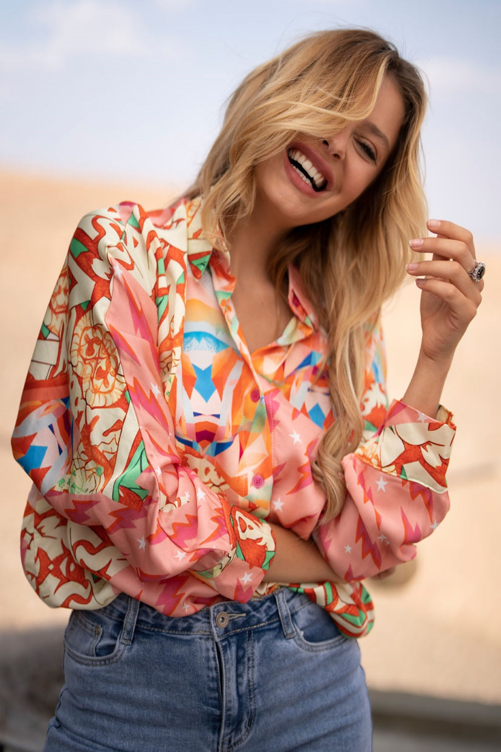 DISCOVER THE WORLD BLOUSE