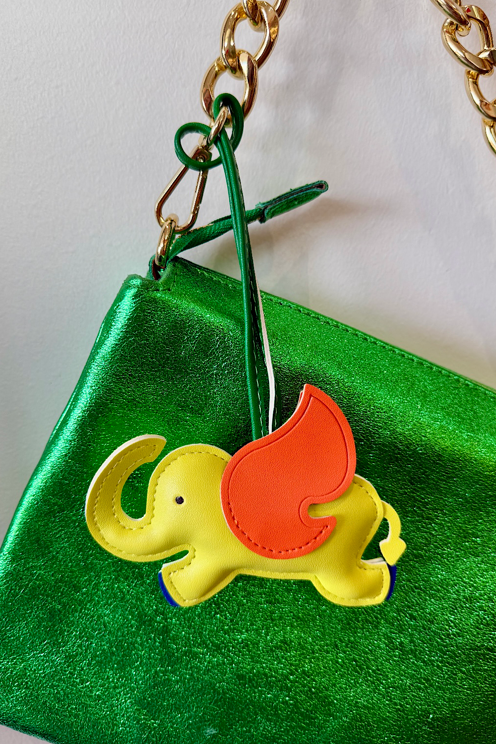 BAG CHARM DUMBO LIME