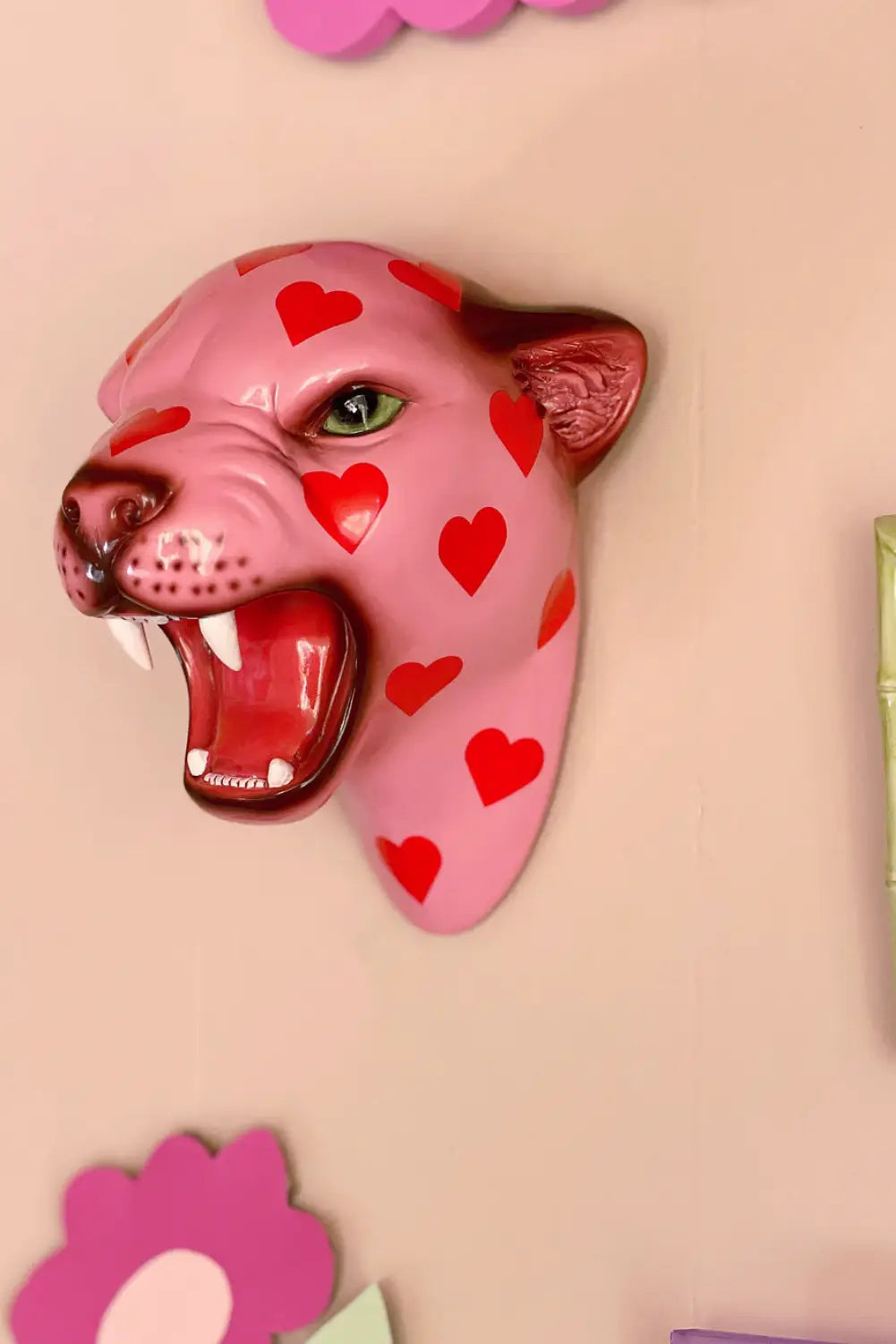 HEARTBREAKER THE LOVE HEART LEOPARD WALL MOUNTED HEAD