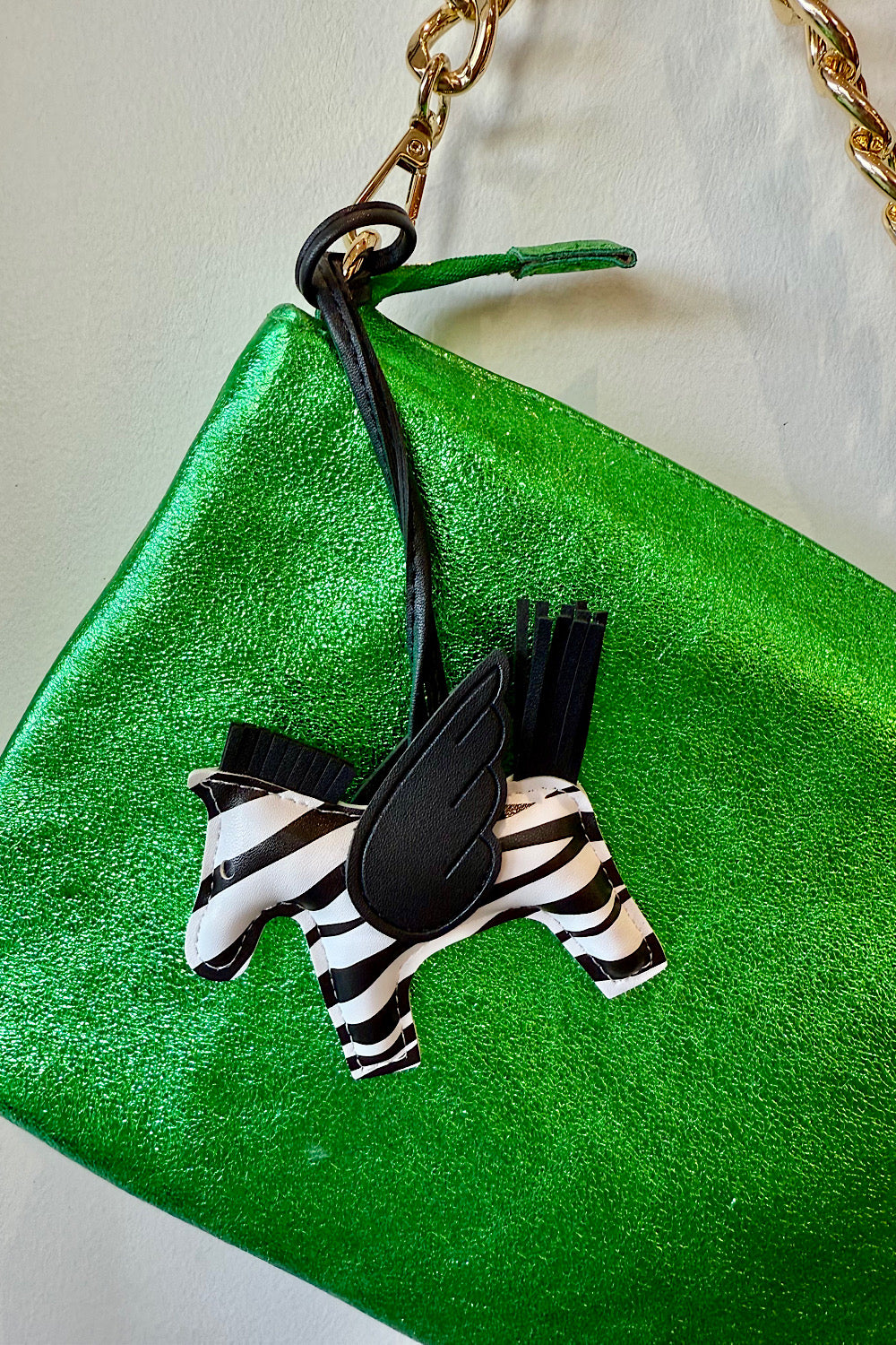 BAG CHARM WINGS ZEBRA