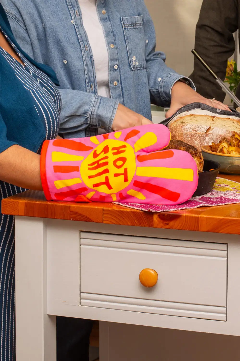 HOT SHIT OVEN MITT