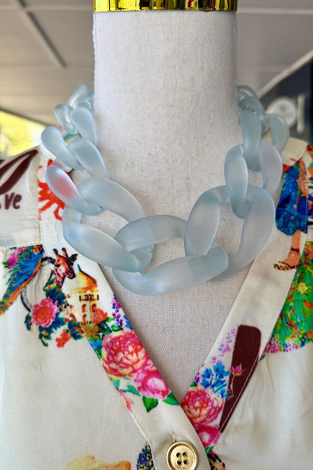 YOU'VE CHAINGED NECKLACE ICE BLUE