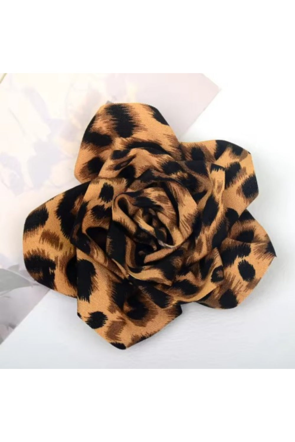 KITTY BROOCH CARAMEL