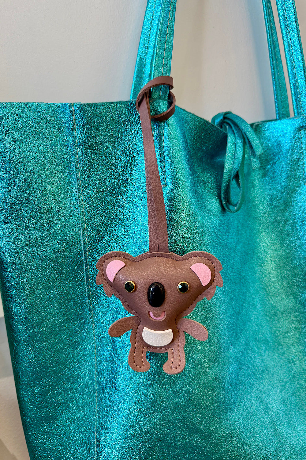BAG CHARM DROP BEAR BROWN