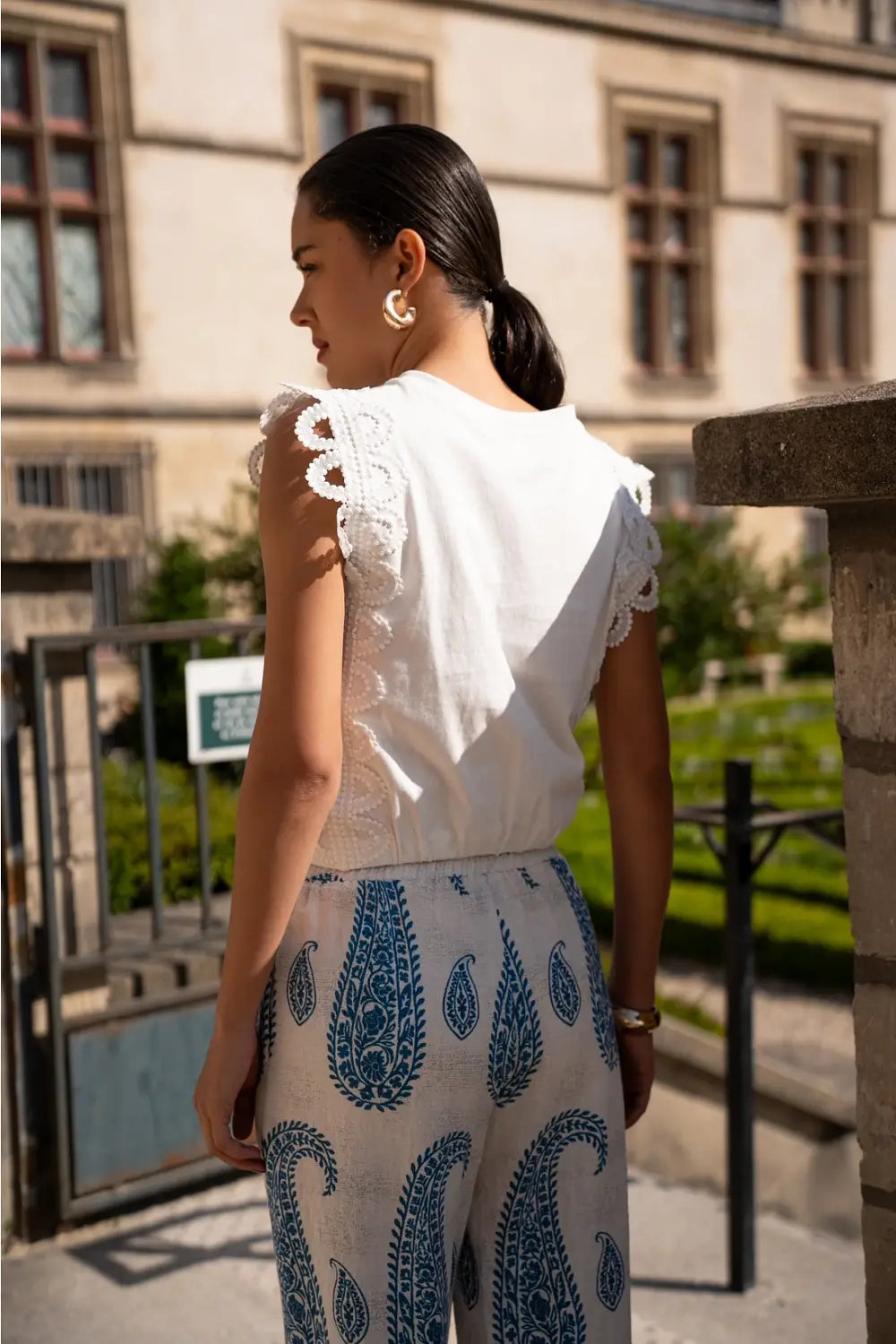 THE LACE TOP WHITE