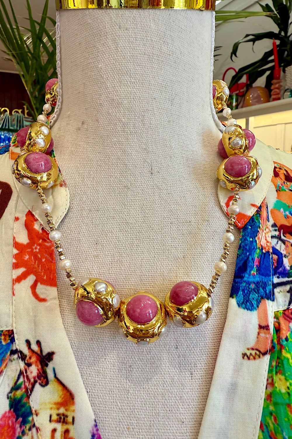 LIVIA NECKLACE