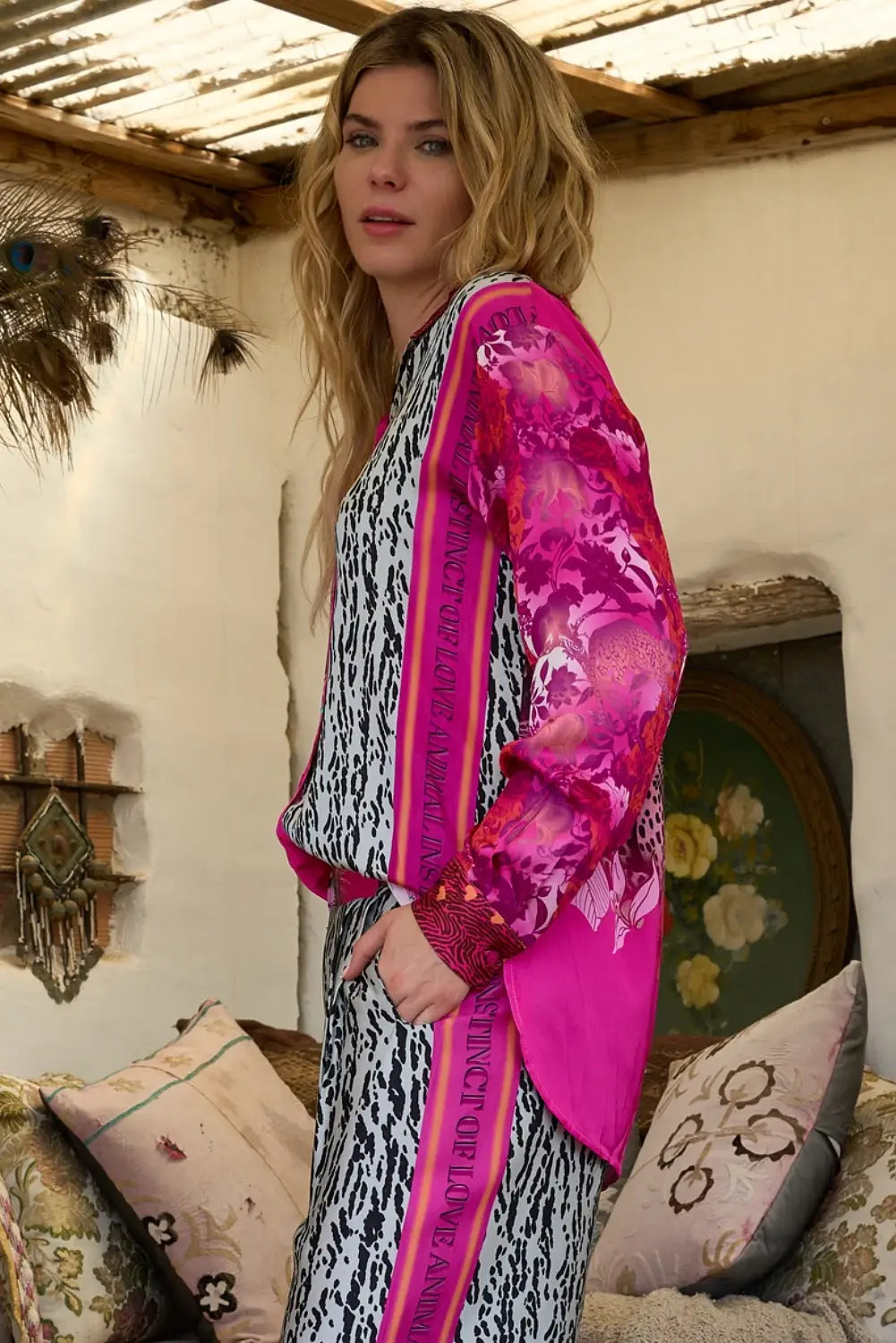 PINK ANIMAL LOVE BLOUSE