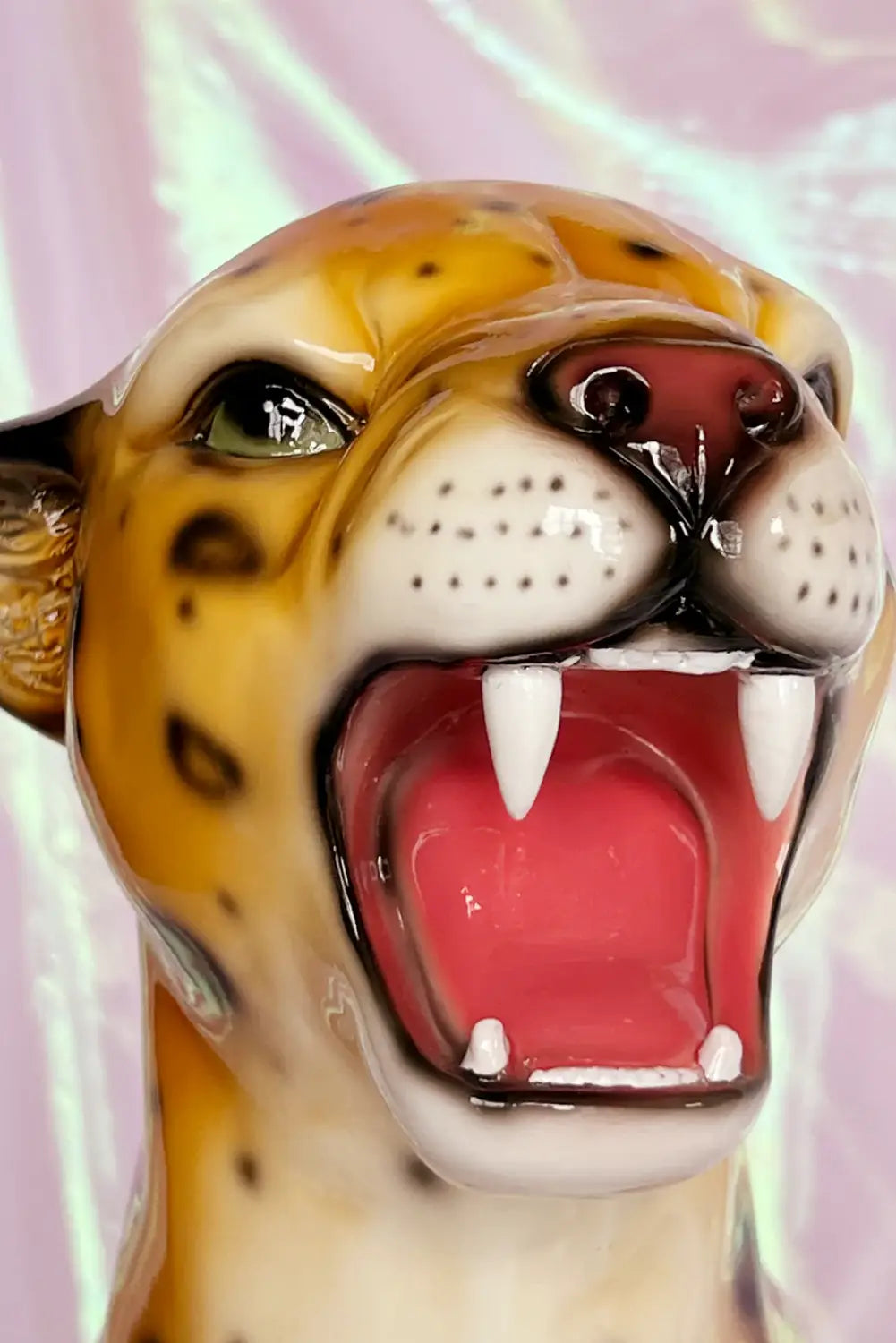 MARIGOLD THE LEOPARD STATUE