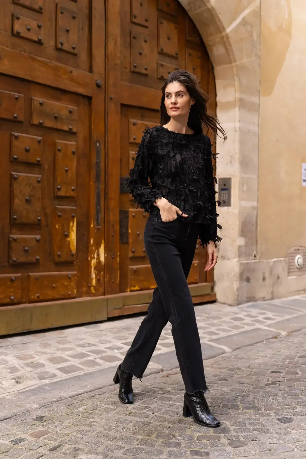 METALLIC FRINGE BLOUSE BLACK