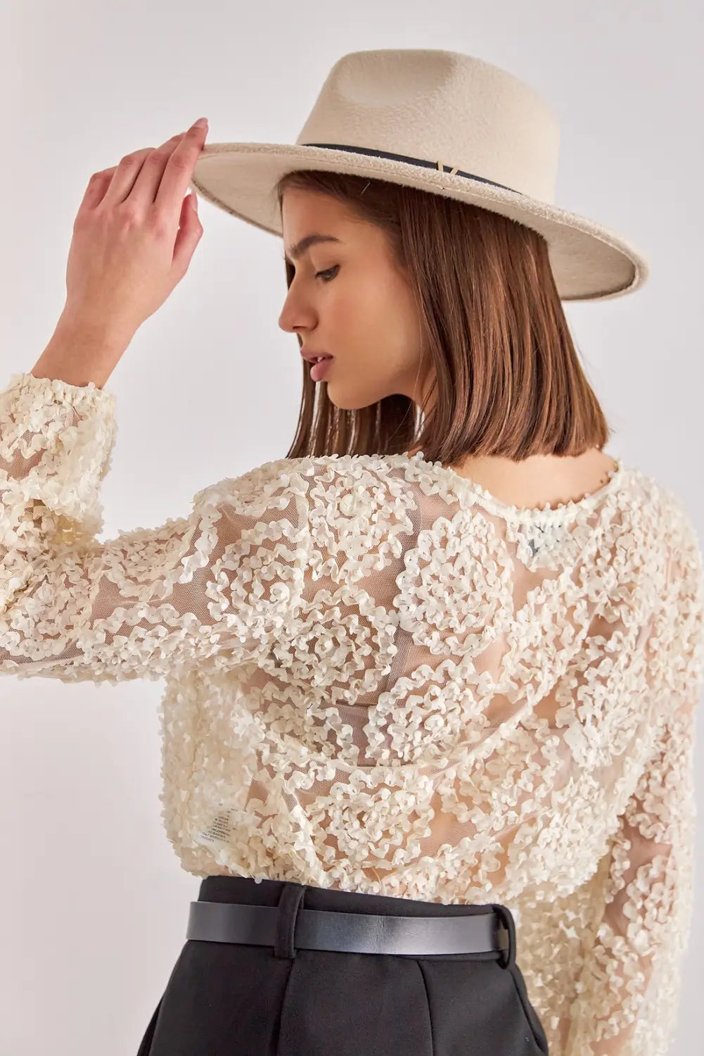 ROSETTE BLOUSE CREAM