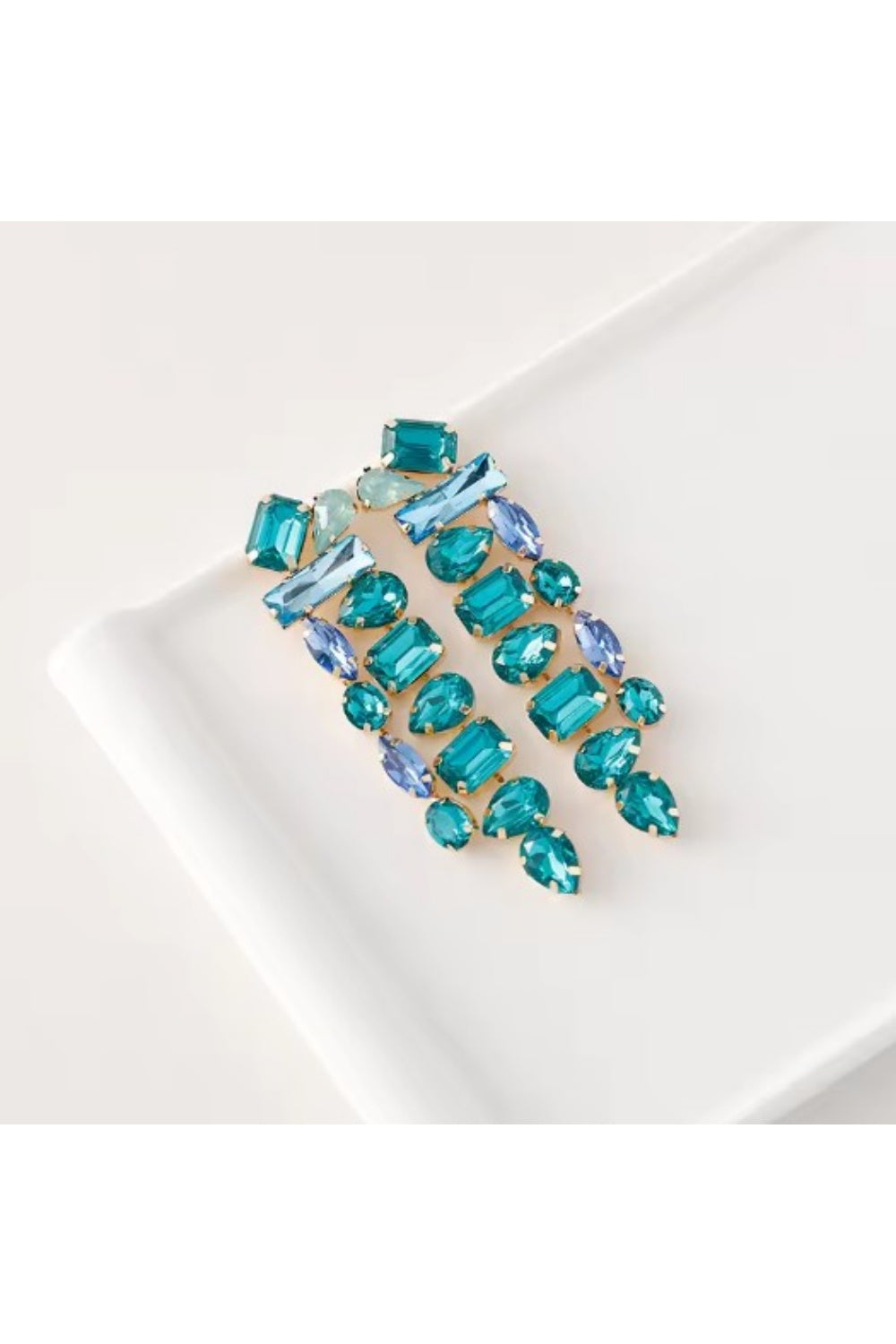 STRAIGHT & NARROW EARRINGS TURQUOISE