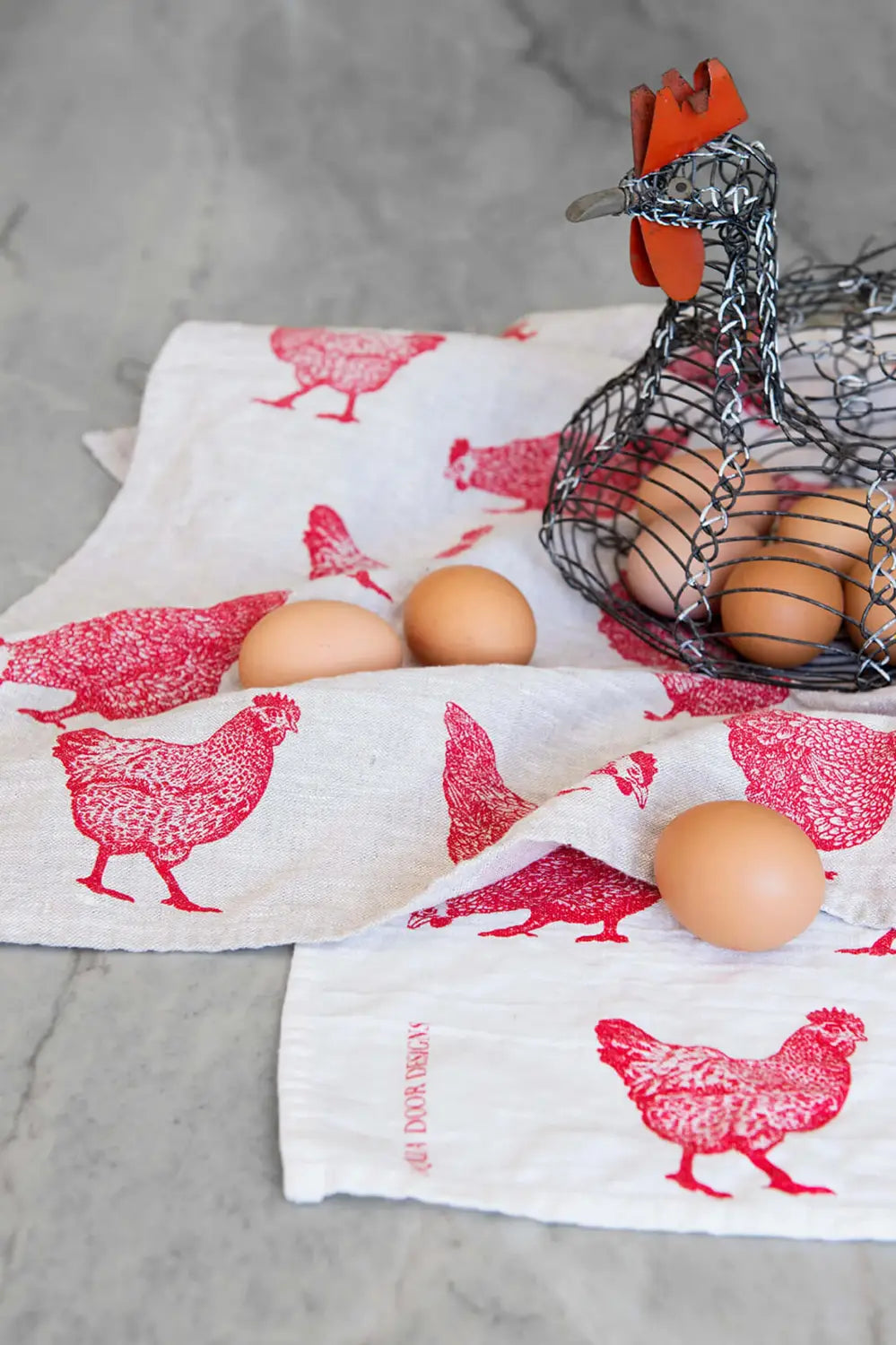 AQUA DOOR DESIGNS TEA TOWEL RED CHOOKS